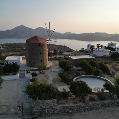 Marketos Windmill And Houses 트리피티 외부 사진
